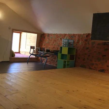 Holiday home Gite Orus *